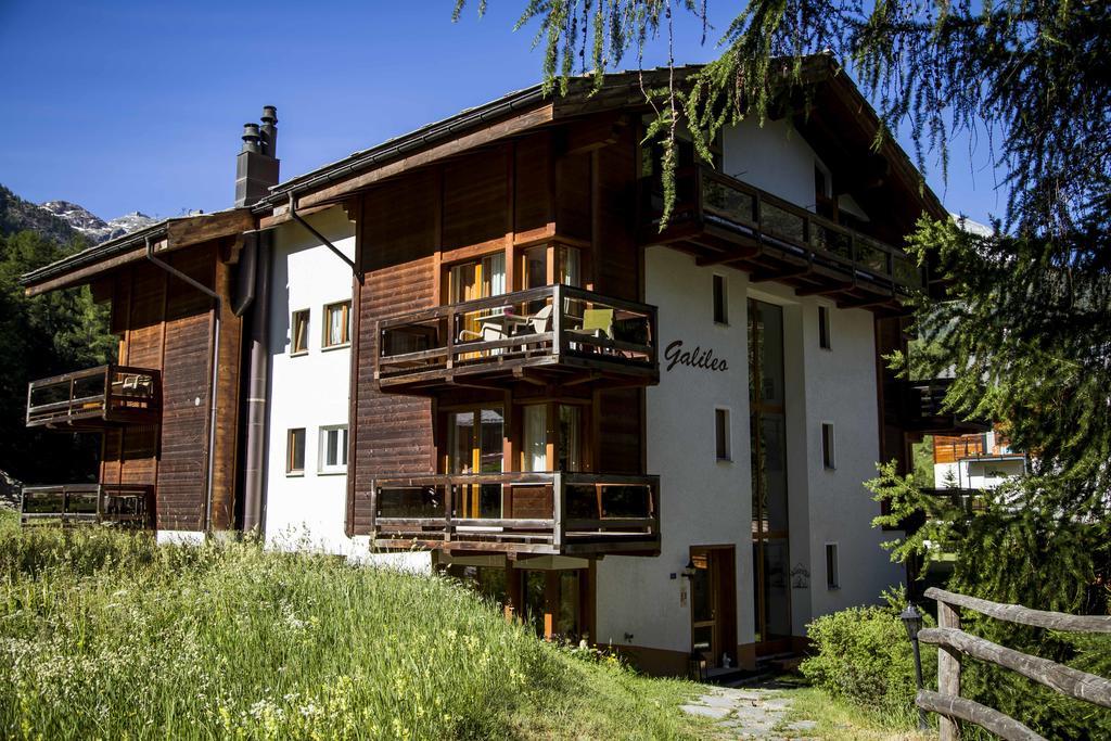 Haus Galileo Apartamento Zermatt Exterior foto